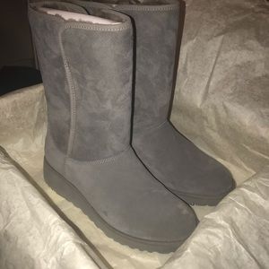 UGG Amie Boots